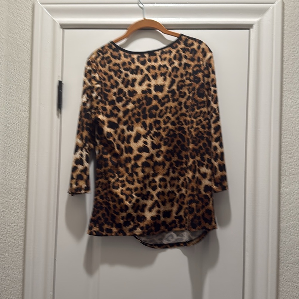 Leopard Print Top - Picture 4 of 4